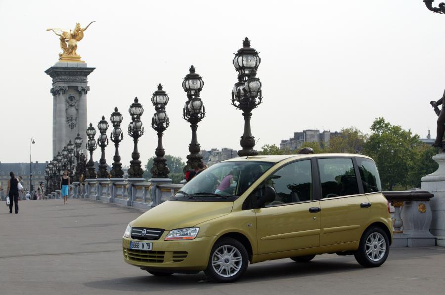  Fiat Multipla 2004 года  (WW) (фото 17 из 44)